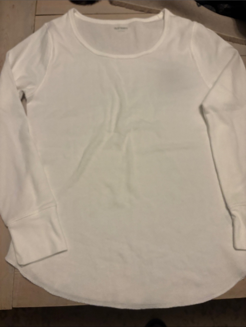 Old navy Classic White Long Sleeve Thermal Top women's size Large beautiful